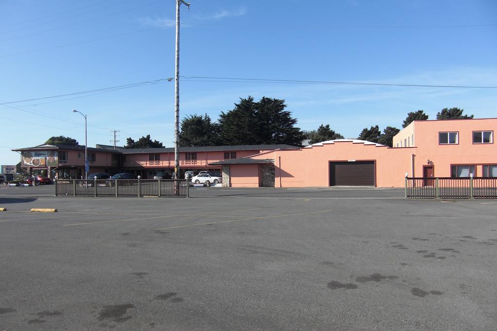 Front Street Inn Crescent City Esterno foto